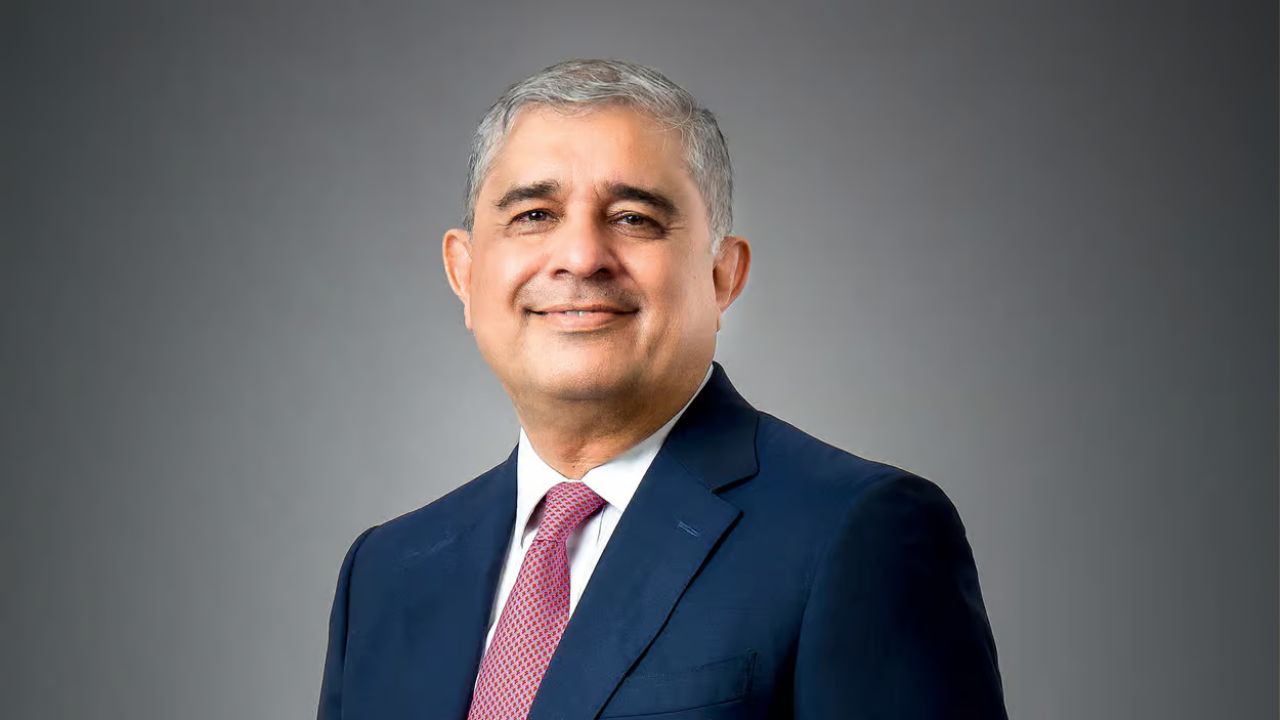 Usthadian Academy / Axis Bank Re-appoints Amitabh Chaudhry as MD & CEO for Three More Years Usthadian Academy / Axis Bank Re-appoints Amitabh Chaudhry as MD & CEO for Three More Years